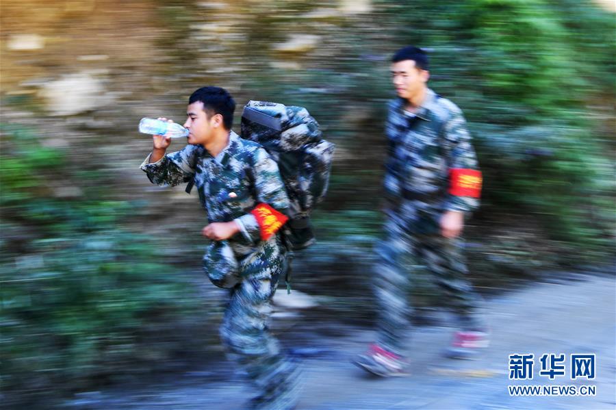 （防汛抗洪&middot;圖文互動）（11）七夕前夜，為莫諾村架起&ldquo;生命之橋&rdquo;