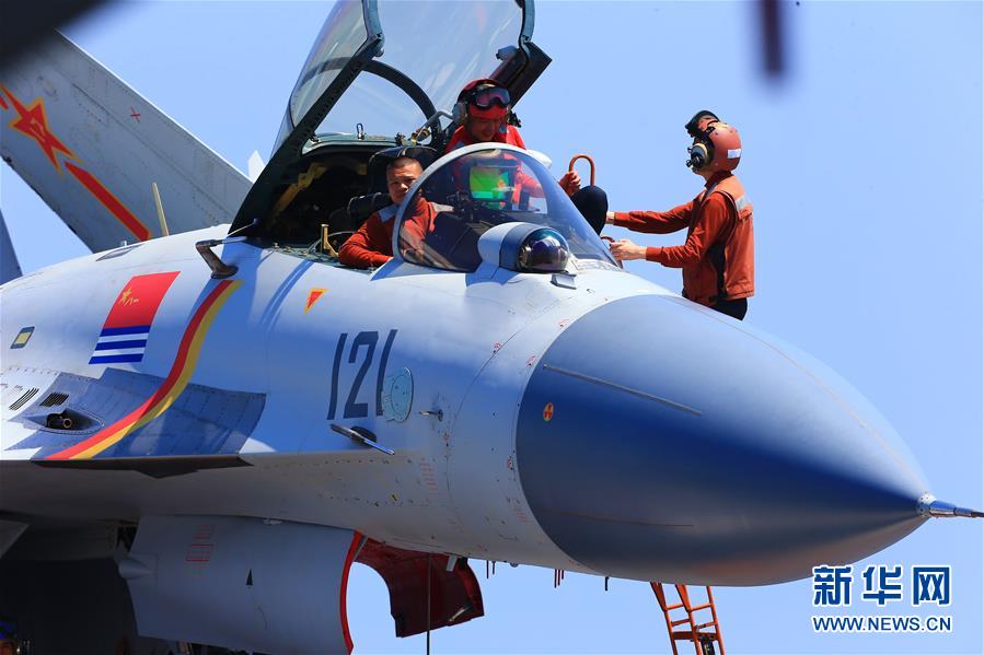 (在習(xí)近平強軍思想指引下·我們在戰(zhàn)位報告·圖文互動)(2)奮飛在新時代的海天——海軍某艦載航空兵部隊備戰(zhàn)打仗記事