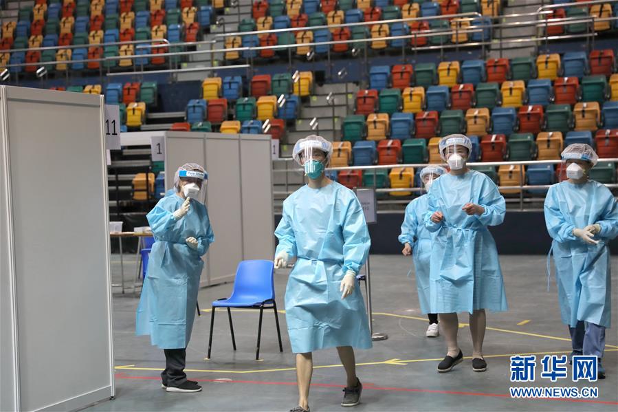 （圖文互動(dòng)）（2）&ldquo;身為醫(yī)護(hù)人員一分子，應(yīng)該出來幫忙&rdquo;&mdash;&mdash;參與新冠病毒社區(qū)檢測的香港醫(yī)護(hù)人員速寫