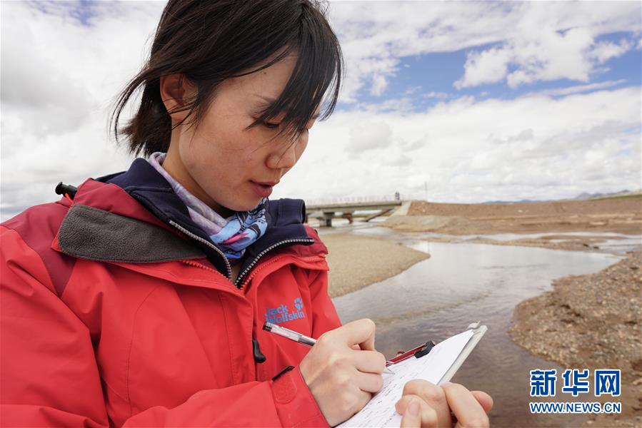 （熱點(diǎn)鮮報(bào)&middot;圖文互動）（4）科學(xué)也能很浪漫&mdash;&mdash;看&ldquo;女漢子&rdquo;如何在青藏高原做科考