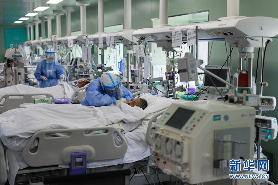 (新華全媒頭條·圖文互動(dòng))(13)同舟共濟(jì)戰(zhàn)“疫”記——中國(guó)抗擊新冠肺炎疫情全紀(jì)實(shí)