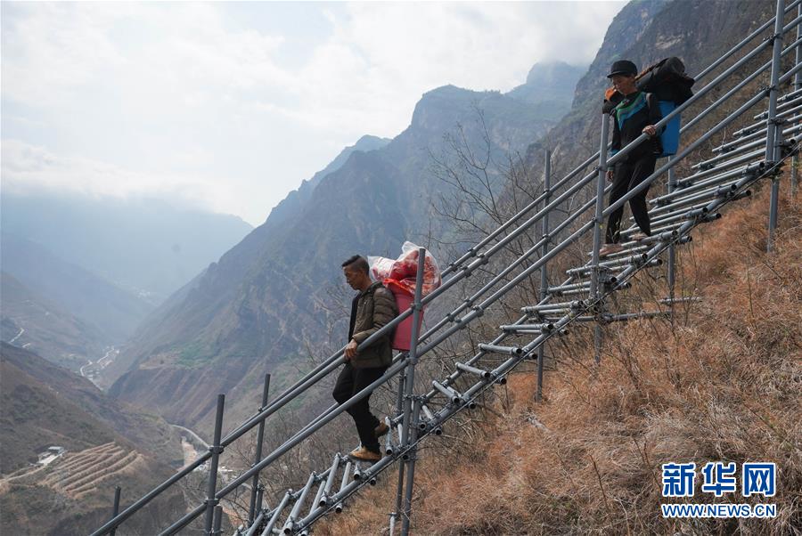（新華全媒頭條&middot;決戰(zhàn)決勝脫貧攻堅&middot;督戰(zhàn)未摘帽貧困縣&middot;圖文互動）（2）不獲全勝，決不收兵&mdash;&mdash;全國52個掛牌督戰(zhàn)貧困縣脫貧攻堅紀實