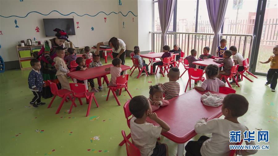 （新華全媒頭條&middot;決戰(zhàn)決勝脫貧攻堅(jiān)&middot;督戰(zhàn)未摘帽貧困縣&middot;圖文互動）（2）苦蕎花開大涼山&mdash;&mdash;四川7個(gè)未摘帽縣脫貧攻堅(jiān)一線觀察