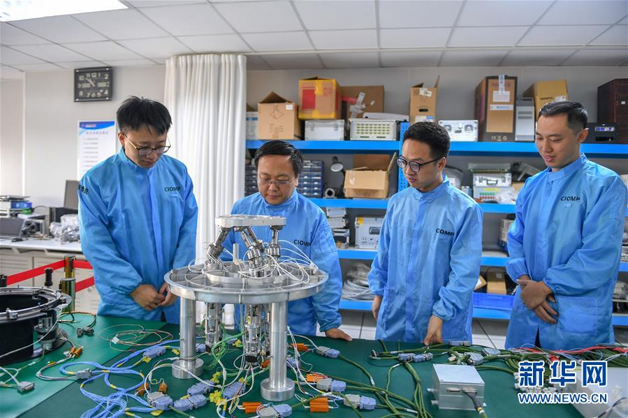 （在習(xí)近平新時(shí)代中國(guó)特色社會(huì)主義思想指引下&mdash;&mdash;新時(shí)代新作為新篇章&middot;習(xí)近平總書(shū)記關(guān)切事&middot;圖文互動(dòng)）（2）&ldquo;從0到1&rdquo;的堅(jiān)守與突破：攀登科學(xué)高峰的那些&ldquo;一生一事&rdquo;