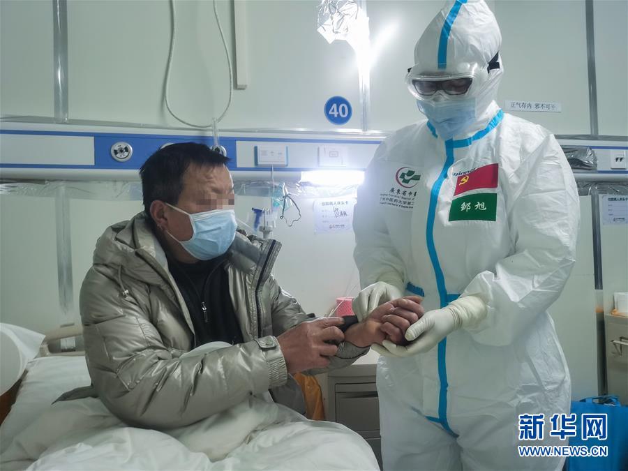 （抗疫一線醫(yī)務(wù)人員英雄群體&middot;圖文互動）（2）合力護(hù)航生命之舟&mdash;&mdash;遼寧、上海、廣東等醫(yī)療隊聯(lián)手決戰(zhàn)雷神山