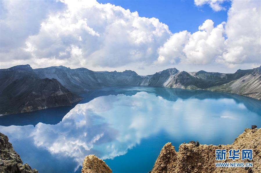 （新華全媒頭條&middot;走向我們的小康生活&middot;圖文互動(dòng)）（9）黑土地上是我家&mdash;&mdash;在吉林，一瞥中國(guó)東北鄉(xiāng)村美麗未來(lái)