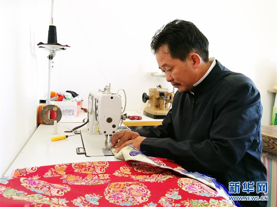 （決戰(zhàn)決勝脫貧攻堅(jiān)&middot;圖文互動）（1）&ldquo;吹響&rdquo;幸福的白海螺&mdash;&mdash;青海易地扶貧搬遷見聞