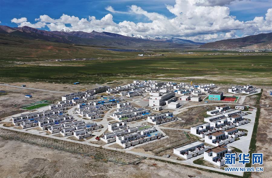 （新華全媒頭條&middot;走向我們的小康生活&middot;決戰(zhàn)決勝脫貧攻堅(jiān)&middot;圖文互動）（5）兩次遷徙&ldquo;搬窮&rdquo;記&mdash;&mdash;海拔最高縣雙湖的&ldquo;戰(zhàn)貧故事&rdquo;