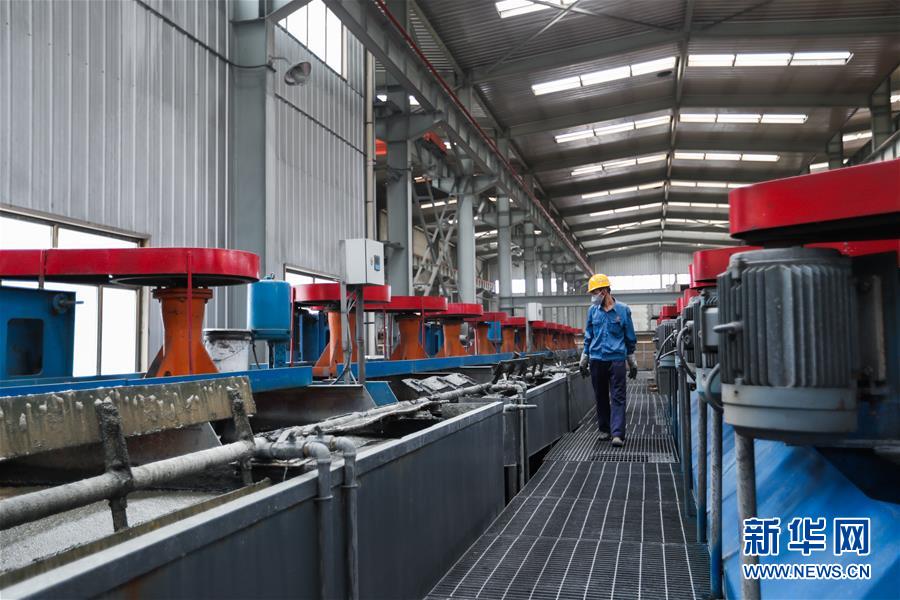 （新華全媒頭條&middot;圖文互動）（5）大山的回響&mdash;&mdash;三個民族自治縣的70年巨變