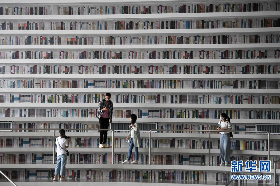 （新華全媒頭條&middot;圖文互動(dòng)）（4）我們都是讀者&mdash;&mdash;促進(jìn)全民閱讀 構(gòu)建書(shū)香社會(huì) 