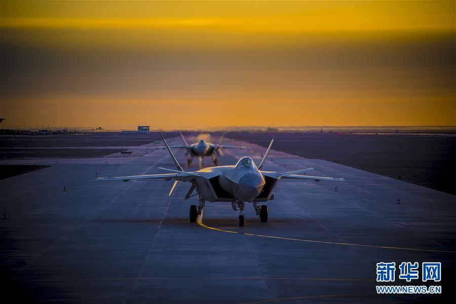 (圖文互動(dòng))(1)人民空軍成立71周年 闊步邁向世界一流空軍
