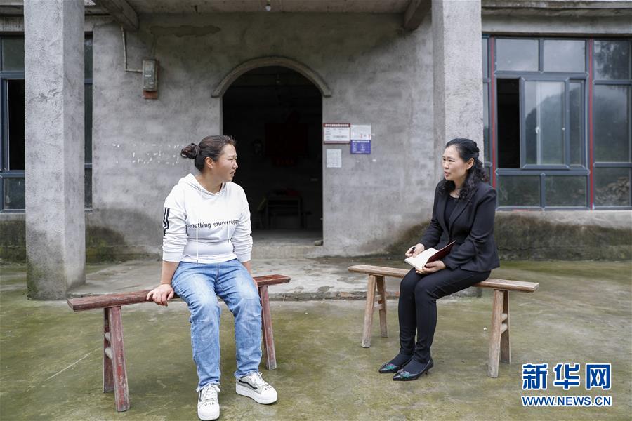 （兩會人物&middot;圖文互動）（4）帶娃、賺錢兩不誤&mdash;&mdash;一位農(nóng)民工代表眼中的脫貧新工作