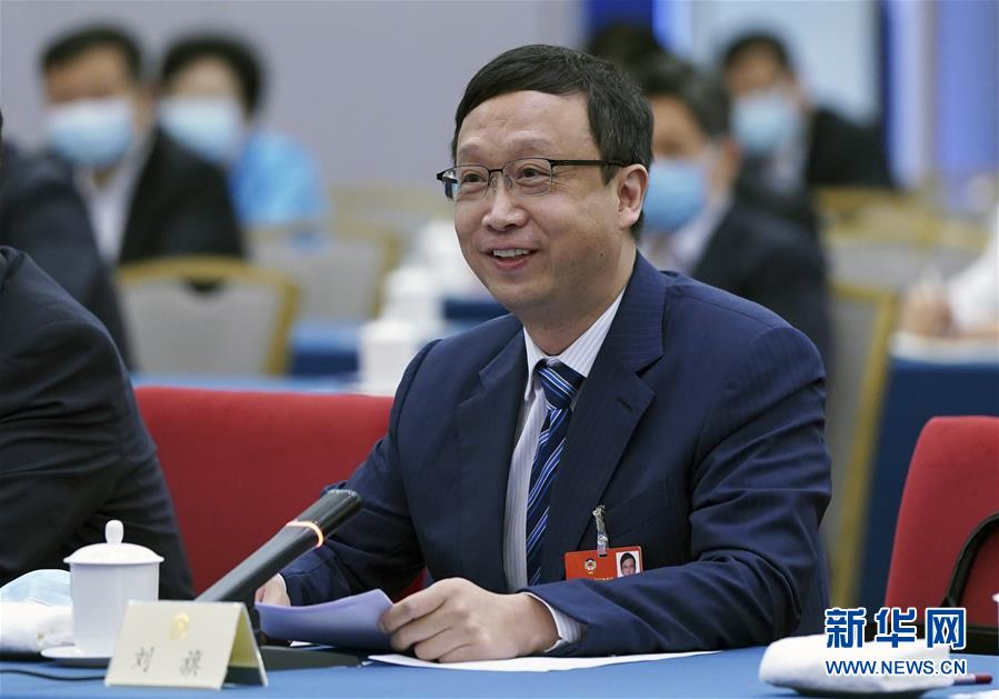 （新華全媒頭條&middot;圖文互動）（4）從人民中汲取磅礴力量&mdash;&mdash;習近平總書記同出席2020年全國兩會人大代表、政協(xié)委員共商國是紀實