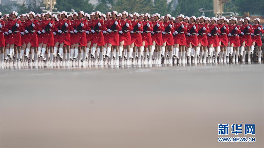 （國(guó)慶70周年&middot;慶祝大會(huì)）慶祝中華人民共和國(guó)成立70周年大會(huì)在京隆重舉行