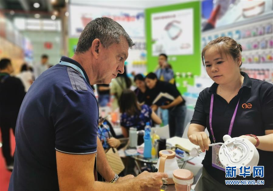 （在習(xí)近平新時(shí)代中國(guó)特色社會(huì)主義思想指引下&mdash;&mdash;新時(shí)代新作為新篇章&middot;總書(shū)記關(guān)切開(kāi)放事&middot;圖文互動(dòng)）（3）老&ldquo;廣交&rdquo; 新&ldquo;前沿&rdquo;