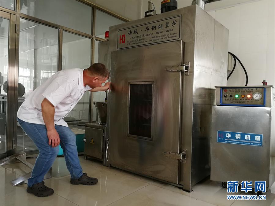 （在習(xí)近平新時代中國特色社會主義思想指引下&mdash;&mdash;新時代新作為新篇章&middot;總書記關(guān)切開放事&middot;圖文互動）（2）&ldquo;看好中國的理由足夠多&rdquo;&mdash;&mdash;&ldquo;洋面孔&rdquo;與自貿(mào)區(qū)的親密接觸