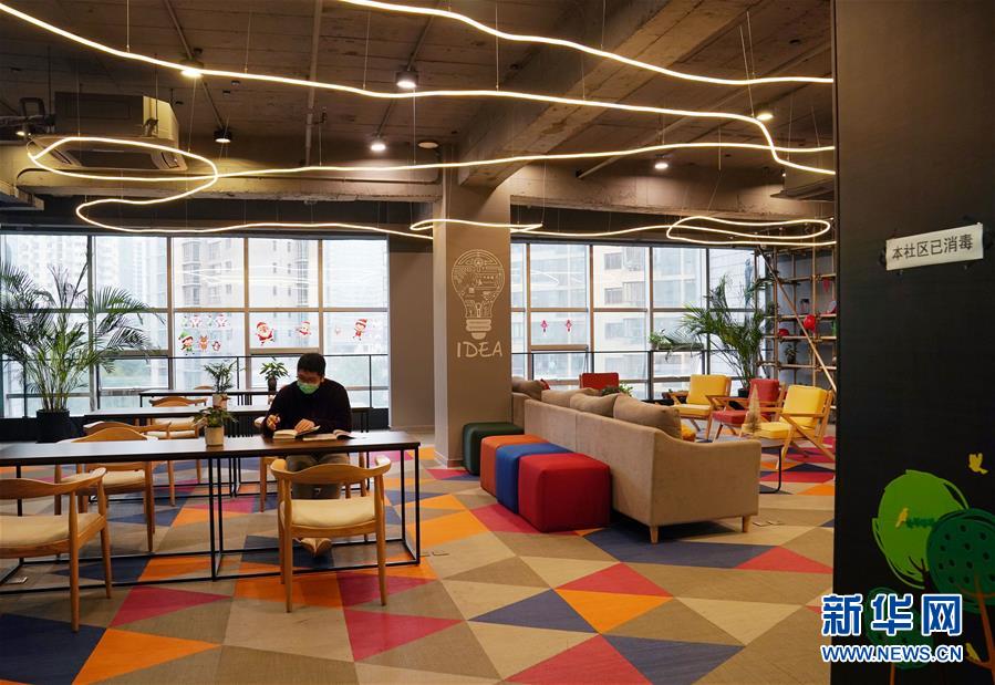 (在習(xí)近平新時(shí)代中國(guó)特色社會(huì)主義思想指引下——新時(shí)代新作為新篇章·習(xí)近平總書(shū)記關(guān)切事·圖文互動(dòng))(13)“菜籃子”里的力量——全國(guó)各地努力做好保障和改善民生工作在行動(dòng)