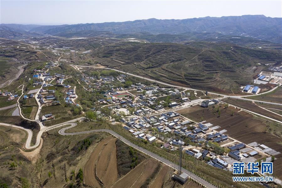 （新華全媒頭條&middot;圖文互動）（4）初夏，循著總書記的腳步探訪產(chǎn)業(yè)扶貧新事