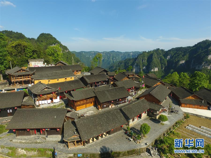 （新華全媒頭條&middot;圖文互動）（6）初夏，循著總書記的腳步探訪產(chǎn)業(yè)扶貧新事