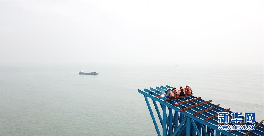 （在習近平新時代中國特色社會主義思想指引下&mdash;&mdash;新時代新作為新篇章&middot;習近平總書記關切事&middot;圖文互動）（2）新機遇、新引擎&mdash;&mdash;重大工程重大項目建設新動向觀察