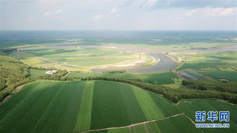 （在習(xí)近平新時(shí)代中國(guó)特色社會(huì)主義思想指引下&mdash;&mdash;新時(shí)代新作為新篇章&middot;習(xí)近平總書(shū)記關(guān)切事&middot;圖文互動(dòng)）（2）食為政首&mdash;&mdash;穩(wěn)住農(nóng)業(yè)基本盤(pán)增添發(fā)展底氣