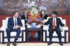 孟建柱會(huì)見白俄羅斯總統(tǒng)辦公廳副主任斯諾普科夫