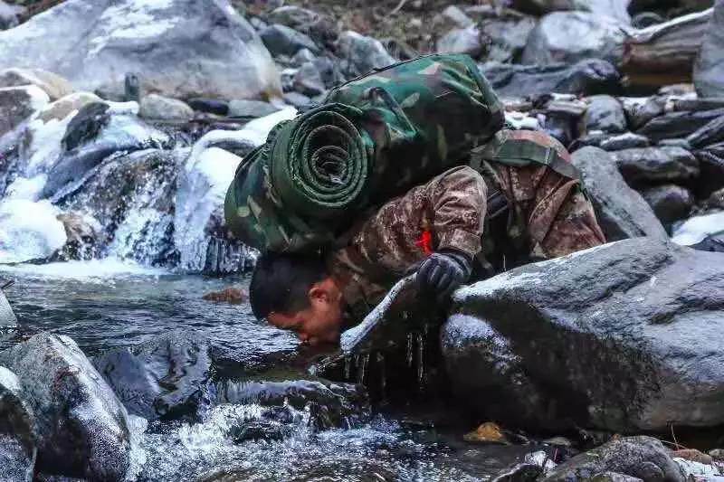 你是人間的大英雄！