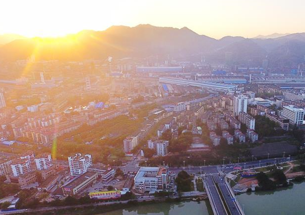 烈火淬煉中的轉(zhuǎn)型之變&mdash;&mdash;綠色發(fā)展之&ldquo;火&rdquo;的故事