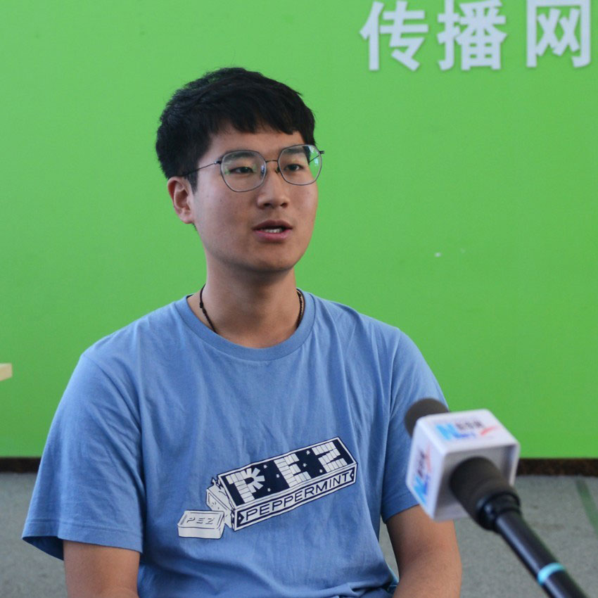 【青春的故事】網(wǎng)絡&ldquo;佐羅&rdquo;的青春進行時