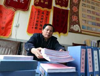 &ldquo;一離開群眾，內(nèi)心就感到孤獨&rdquo;&mdash;&mdash;記&ldquo;鄉(xiāng)村判官&rdquo;楊斌圣