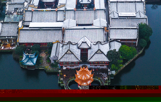 寧波：雪落月湖