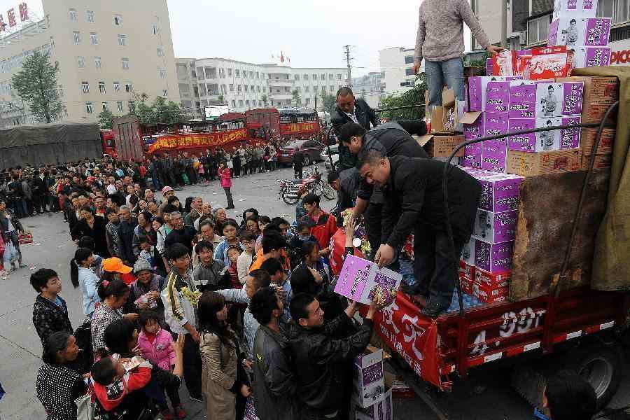 災(zāi)區(qū)見(jiàn)聞:社會(huì)愛(ài)心力量支援災(zāi)區(qū)