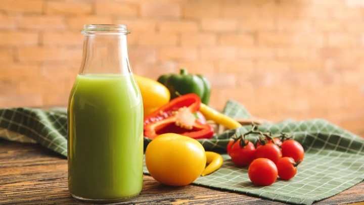 榨蔬菜汁喝，比吃蔬菜更健康更方便？