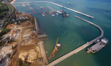 ?？趪?guó)家帆船帆板基地公共碼頭海上主體工程即將投入使用