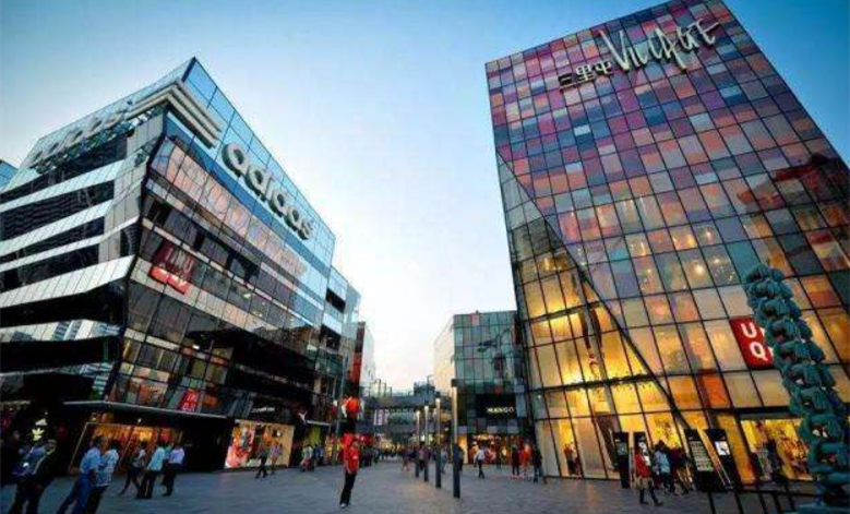 線下遭遇停業(yè)潮，球鞋市場如何自救？