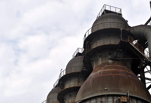 堅(jiān)持以環(huán)保為前提，做到不環(huán)保不生產(chǎn)。