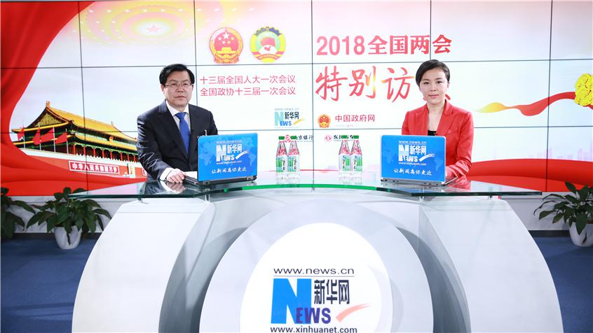 曾文明：推動各方力量向脫貧攻堅聚合，堅決打贏脫貧攻堅硬仗