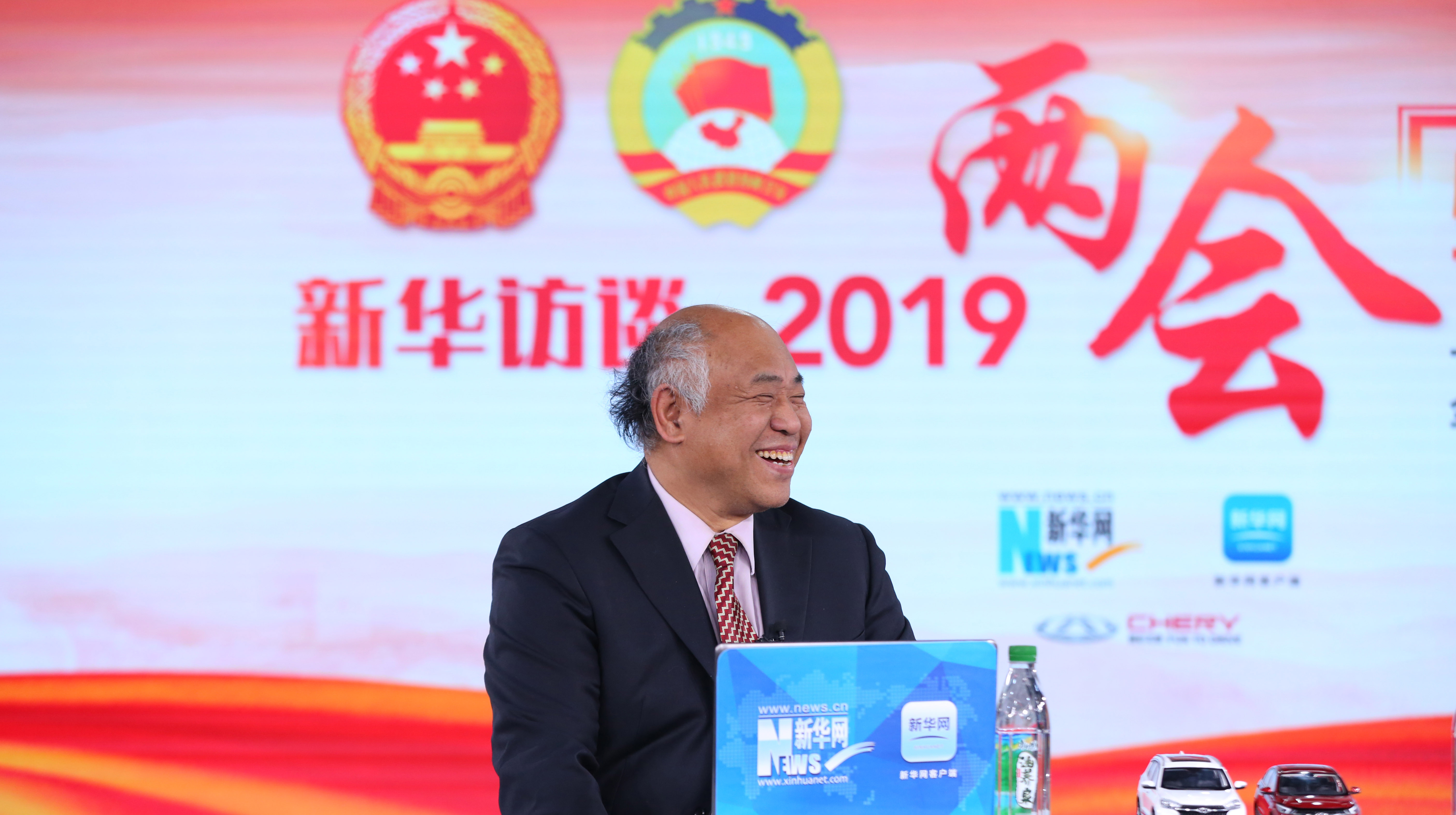 楊宜勇：宏觀調控首次將就業(yè)與財政、貨幣政策工具并列