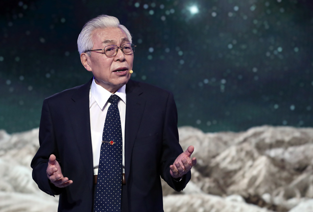 雖然已經(jīng)84歲了，但我還會(huì)加倍努力。