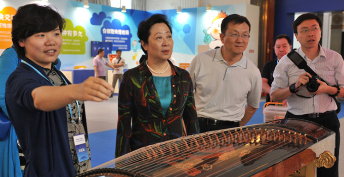 北京市市科委主任閆傲霜、副主任朱世龍檢查2015年科技周主場籌備工作