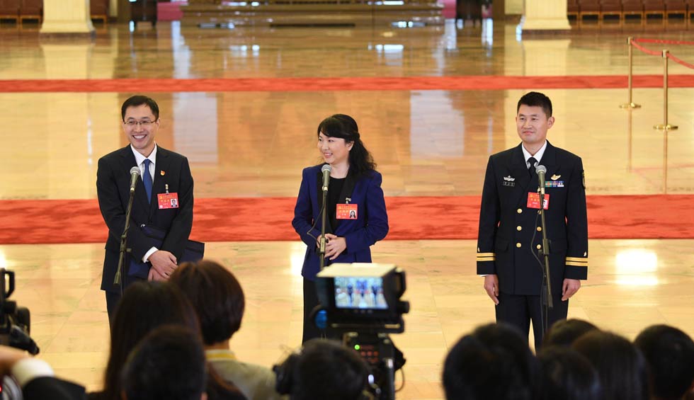 孟祥飛、李媛、曹先建接受采訪