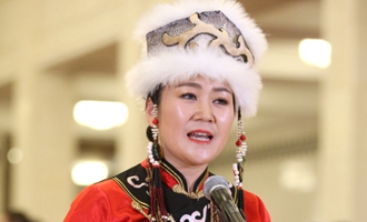 劉蕾代表接受采訪(fǎng)