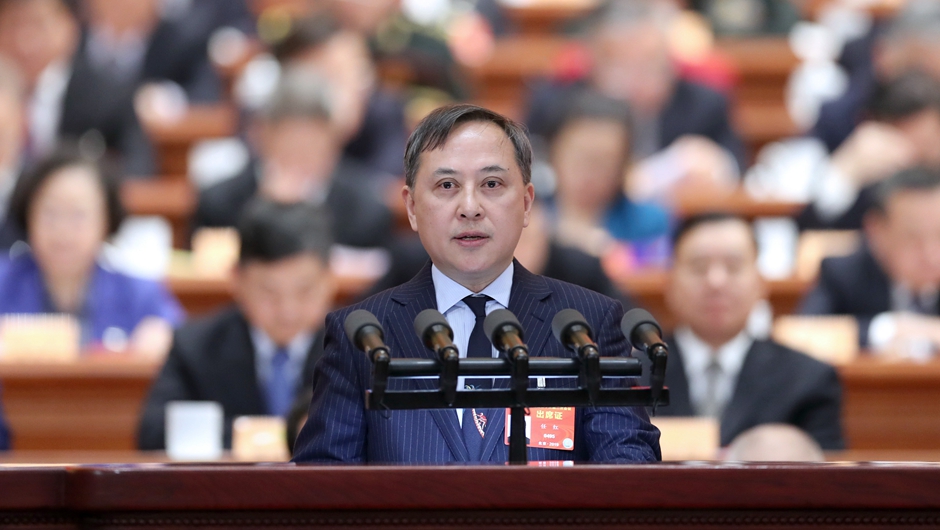 重慶醫(yī)科大學(xué)附屬第二醫(yī)院院長，重慶黨外知識(shí)分子聯(lián)誼會(huì)副會(huì)長 任紅