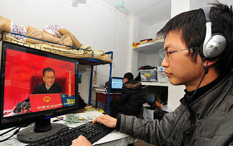 2010年網(wǎng)友關(guān)注溫家寶總理接受中國政府網(wǎng)、新華網(wǎng)聯(lián)合專訪