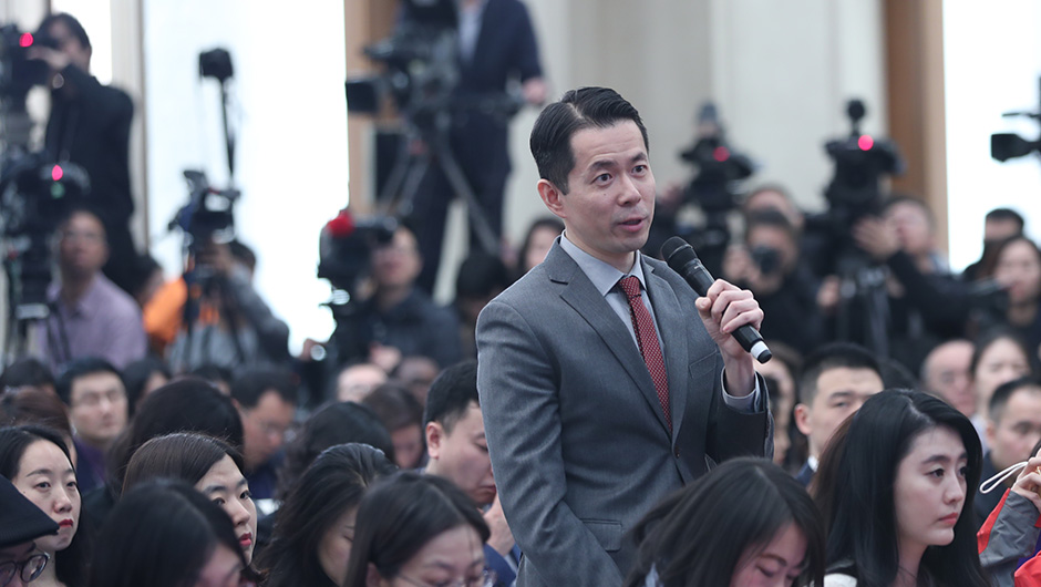 美國有線電視新聞?dòng)浾咛釂? /></a>   
<p><a href=