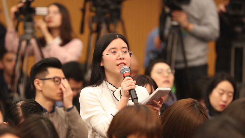 南方報(bào)業(yè)全媒體、南方都市報(bào)記者提問(wèn)