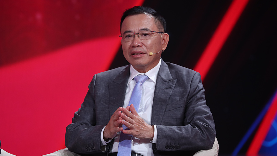 TCL創(chuàng)始人、董事長(zhǎng)李東生解答網(wǎng)友問(wèn)題