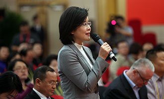 中央電視臺、中國網(wǎng)絡電視臺記者提問