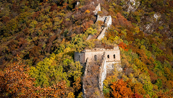 追夢(mèng)足跡｜箭扣：撥云見(jiàn)日，秋韻襲人