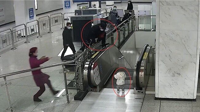 你飛身跳躍的樣子，真帥！